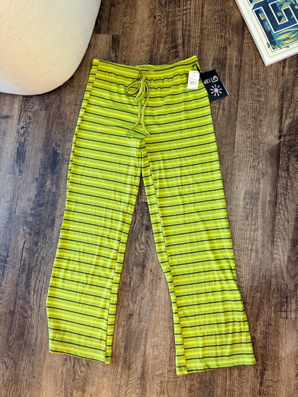 Delia’s x Target green pants adults